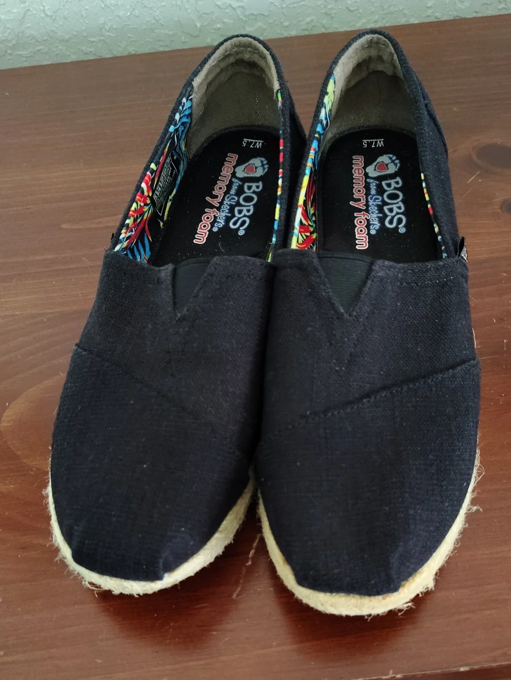 Bobs Espadrille Slip On Black Canvas Wedge 7.5